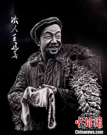 “90后”在酒泉：鍥而不舍，鐵筆生花，他只拿作品說(shuō)話