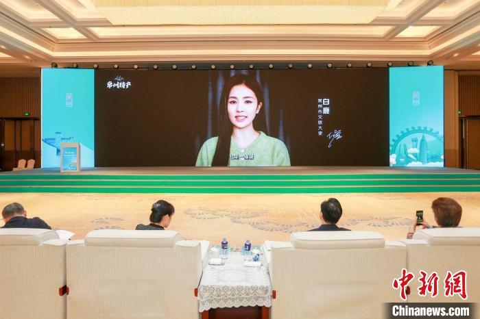 常州籍演員白鹿擔(dān)綱常州文旅大使，為家鄉(xiāng)傾情打CALL?！√凭?攝