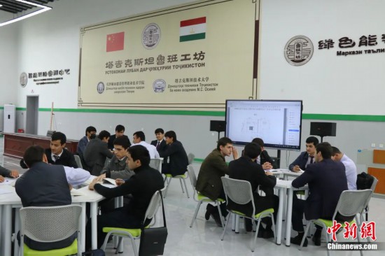 2023年4月，位于杜尚別的塔吉克斯坦魯班工坊課堂。張碩 攝