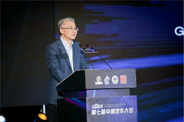 嘉興市人民政府市長李軍致辭。主辦方供圖