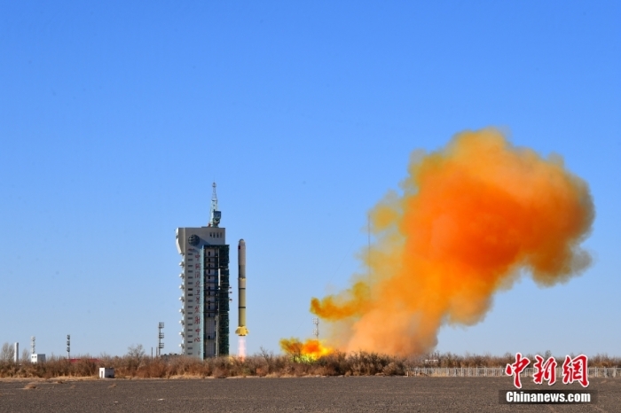 北京時(shí)間2023年11月16日11時(shí)55分，我國(guó)在酒泉衛(wèi)星發(fā)射中心使用長(zhǎng)征二號(hào)丙運(yùn)載火箭，成功將新一代海洋水色觀測(cè)衛(wèi)星發(fā)射升空，衛(wèi)星順利進(jìn)入預(yù)定軌道，發(fā)射任務(wù)獲得圓滿成功。此次任務(wù)是長(zhǎng)征系列運(yùn)載火箭第497次飛行。汪江波 攝
