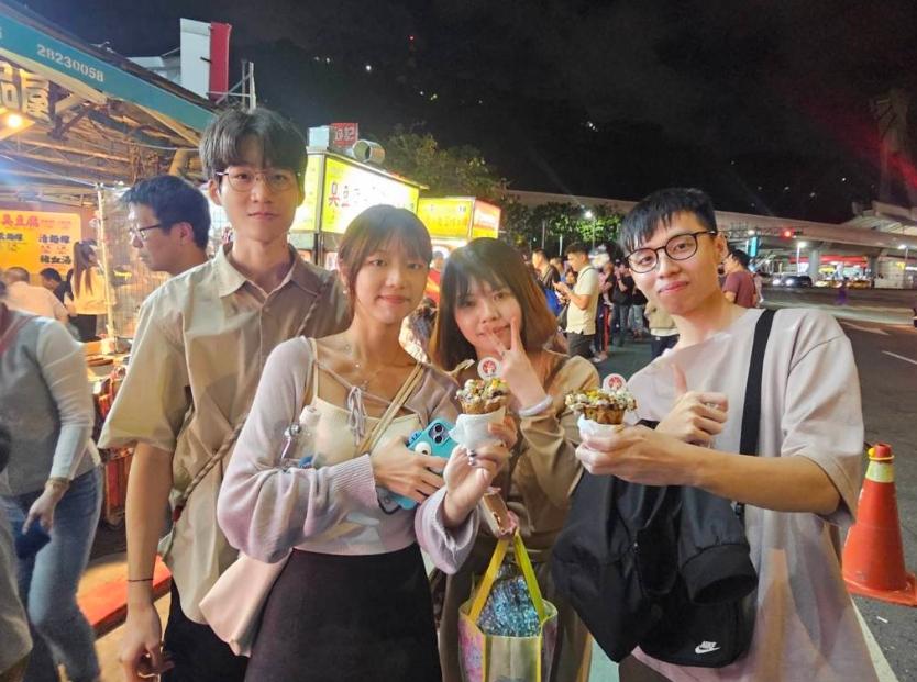 梅花糕受到臺灣年輕人的喜愛。圖片來源：臺灣“中時新聞網(wǎng)”游定剛攝
