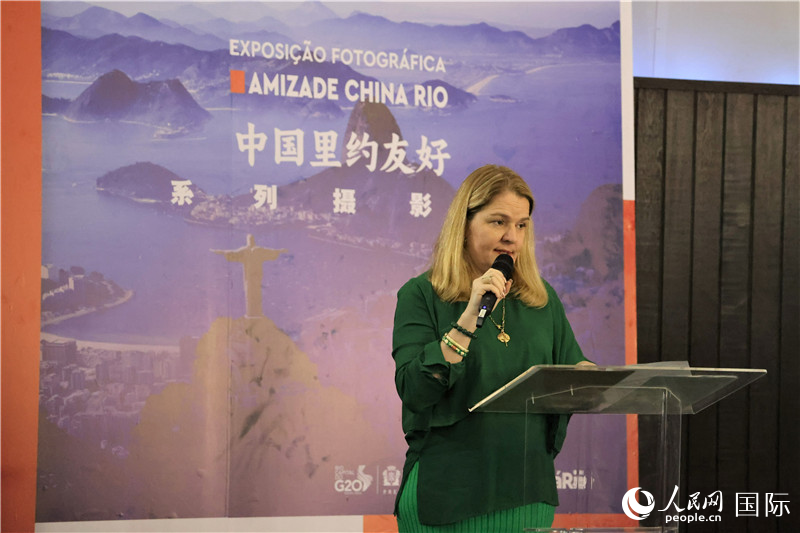 巴西中國創(chuàng)新經濟研究院主席克勞迪婭·亞努齊在活動中致辭。人民網記者 時元皓攝
