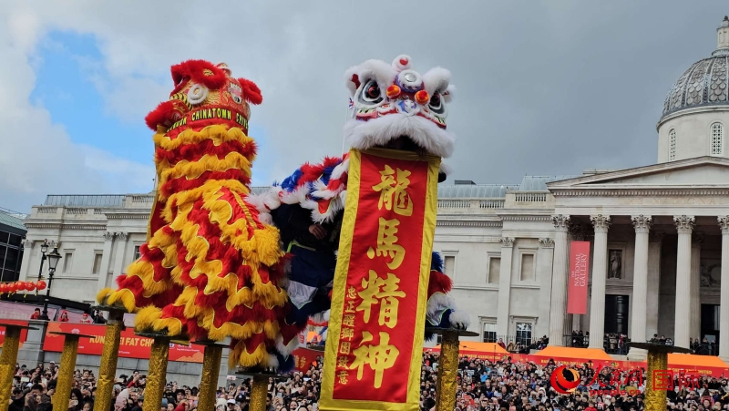 倫敦新春慶典現(xiàn)場。人民網(wǎng) 郭錦標(biāo)、楊浩鵬攝