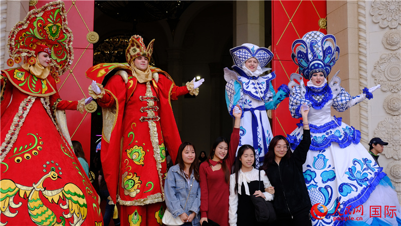 北京展覽館舉辦首屆俄羅斯“謝肉節(jié)”慶?；顒印Ｈ嗣窬W(wǎng) 褚夢琦攝