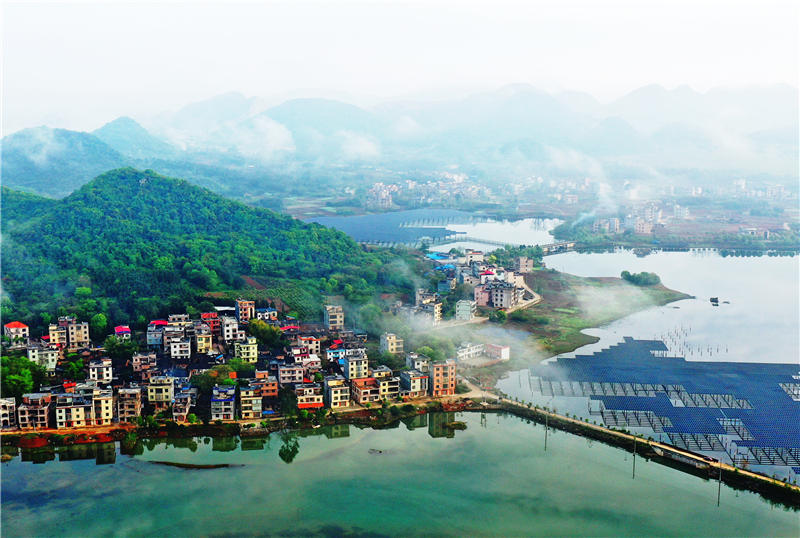 湖南省郴州市嘉禾縣千家洞水庫風(fēng)光。黃春濤攝