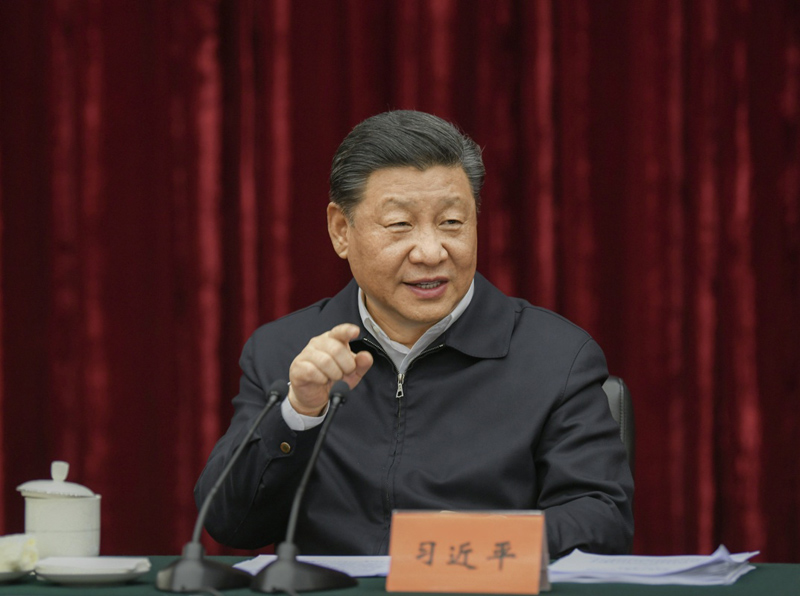 2019年4月15日至17日，中共中央總書記、國(guó)家主席、中央軍委主席習(xí)近平在重慶考察，并主持召開解決“兩不愁三保障”突出問題座談會(huì)。這是4月16日下午，習(xí)近平主持召開解決“兩不愁三保障”突出問題座談會(huì)并發(fā)表重要講話。新華社記者 謝環(huán)馳 攝