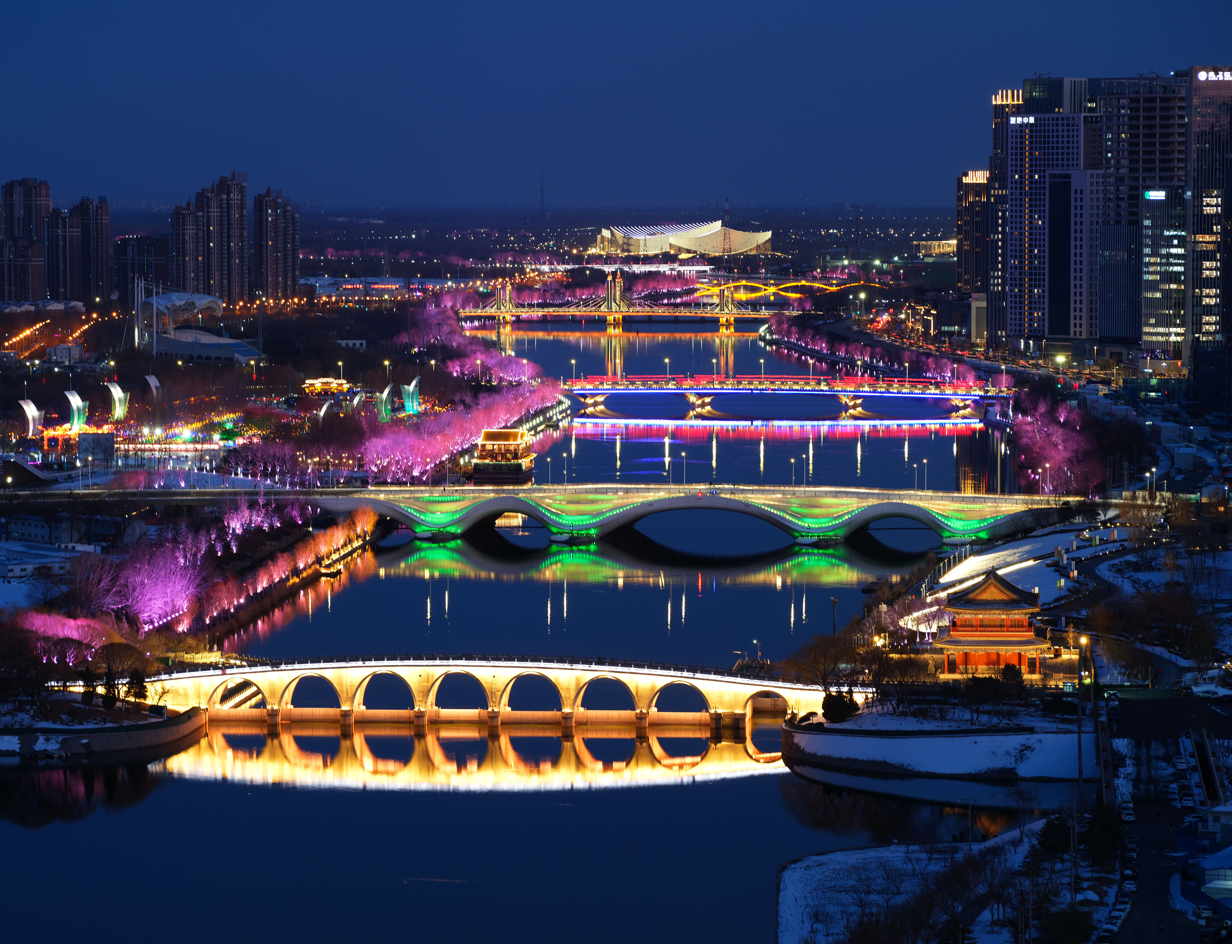 2024年2月22日，京杭大運(yùn)河北京通州段夜景。