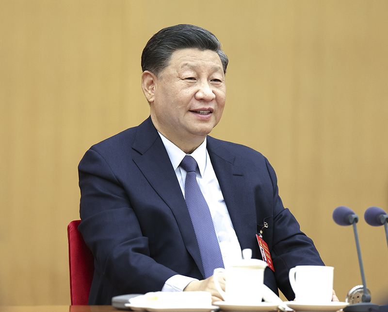 2022年10月17日，習(xí)近平同志參加黨的二十大廣西代表團(tuán)討論。