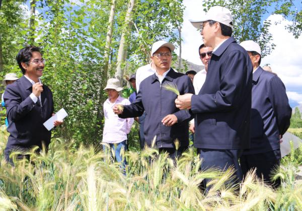 全國(guó)表彰大會(huì)上，為什么只有他沒到？