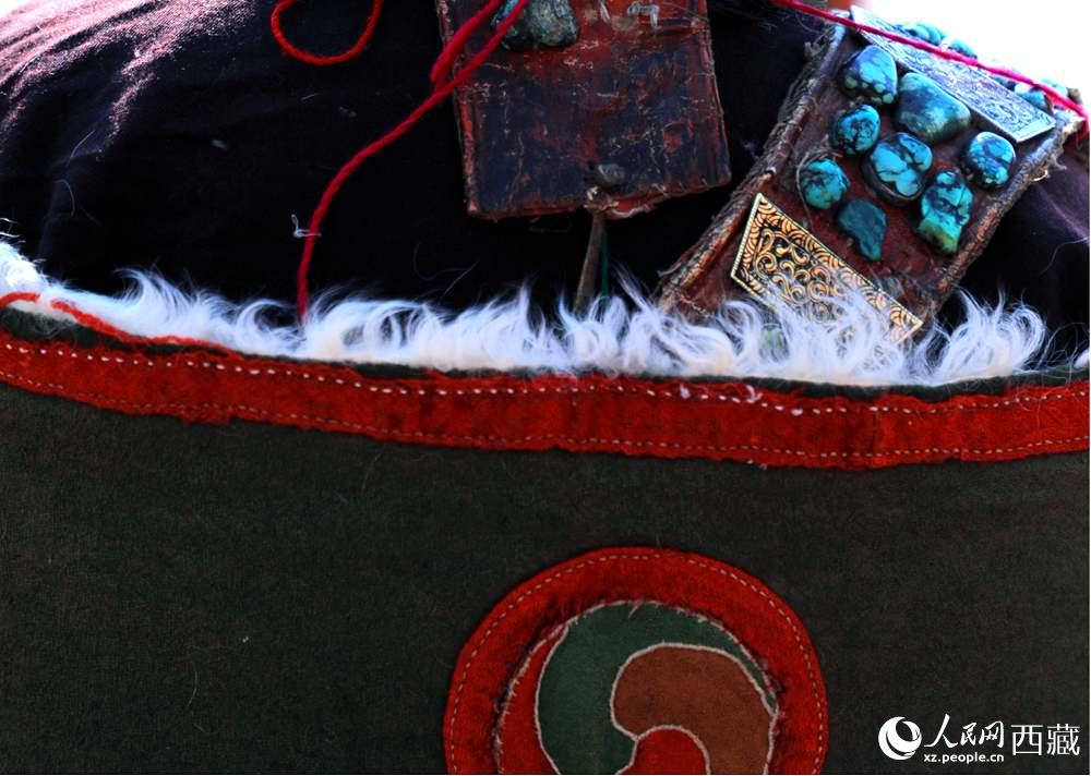 “飛天服飾”細(xì)節(jié)展示。 人民網(wǎng) 李海霞攝