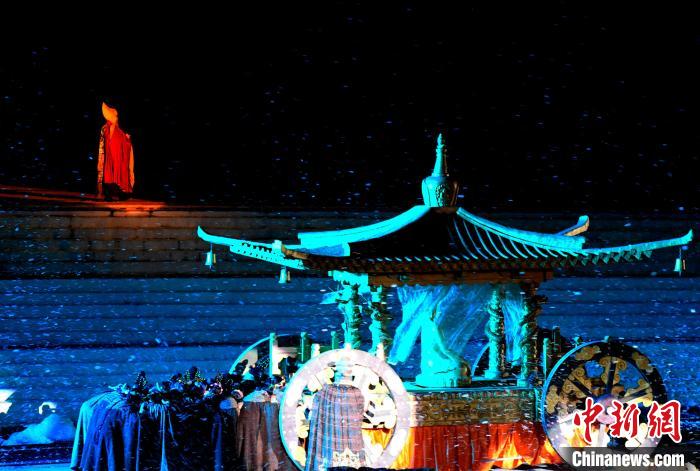 3月17日，西藏拉薩，《文成公主》大型史詩(shī)劇演出現(xiàn)場(chǎng)。　李林 攝